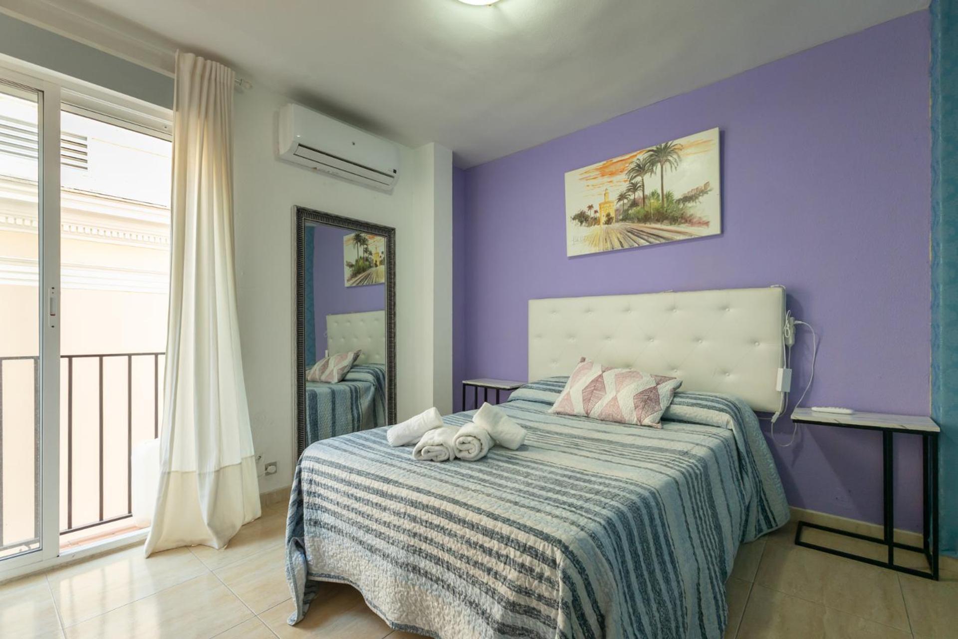 Duque Center Premium Suites, Free Parking Seville Exterior photo